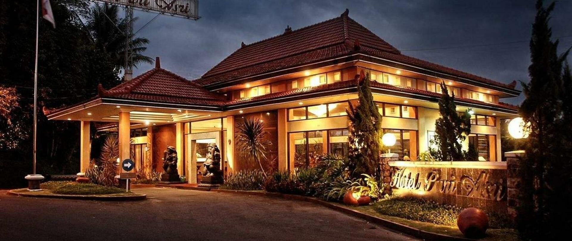 Puri Asri Magelang Java Rondreis Indonesie Vakantie Original Asia