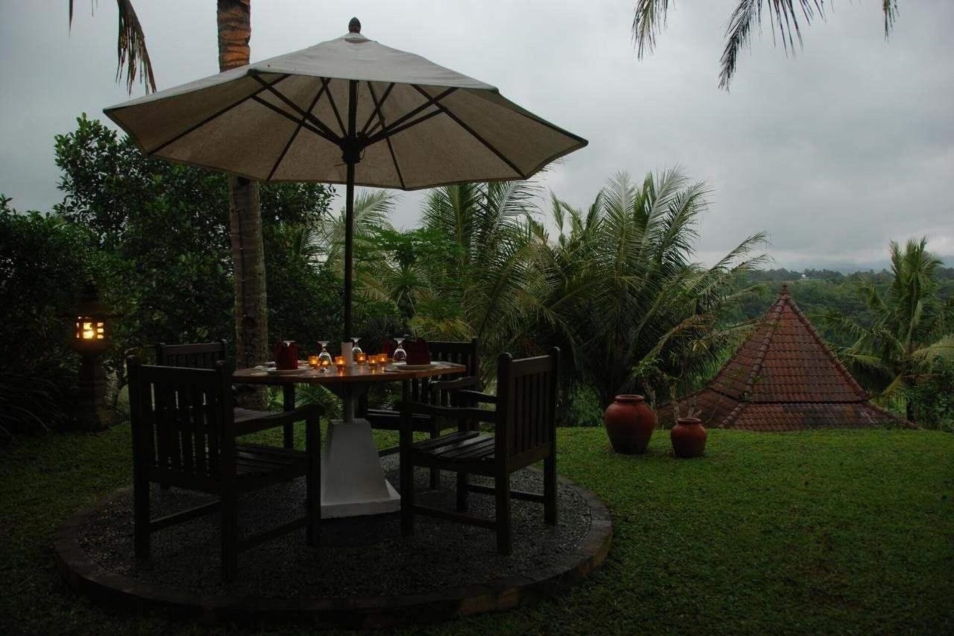 Puri Asri Magelang Java Rondreis Indonesie Vakantie Original Asia