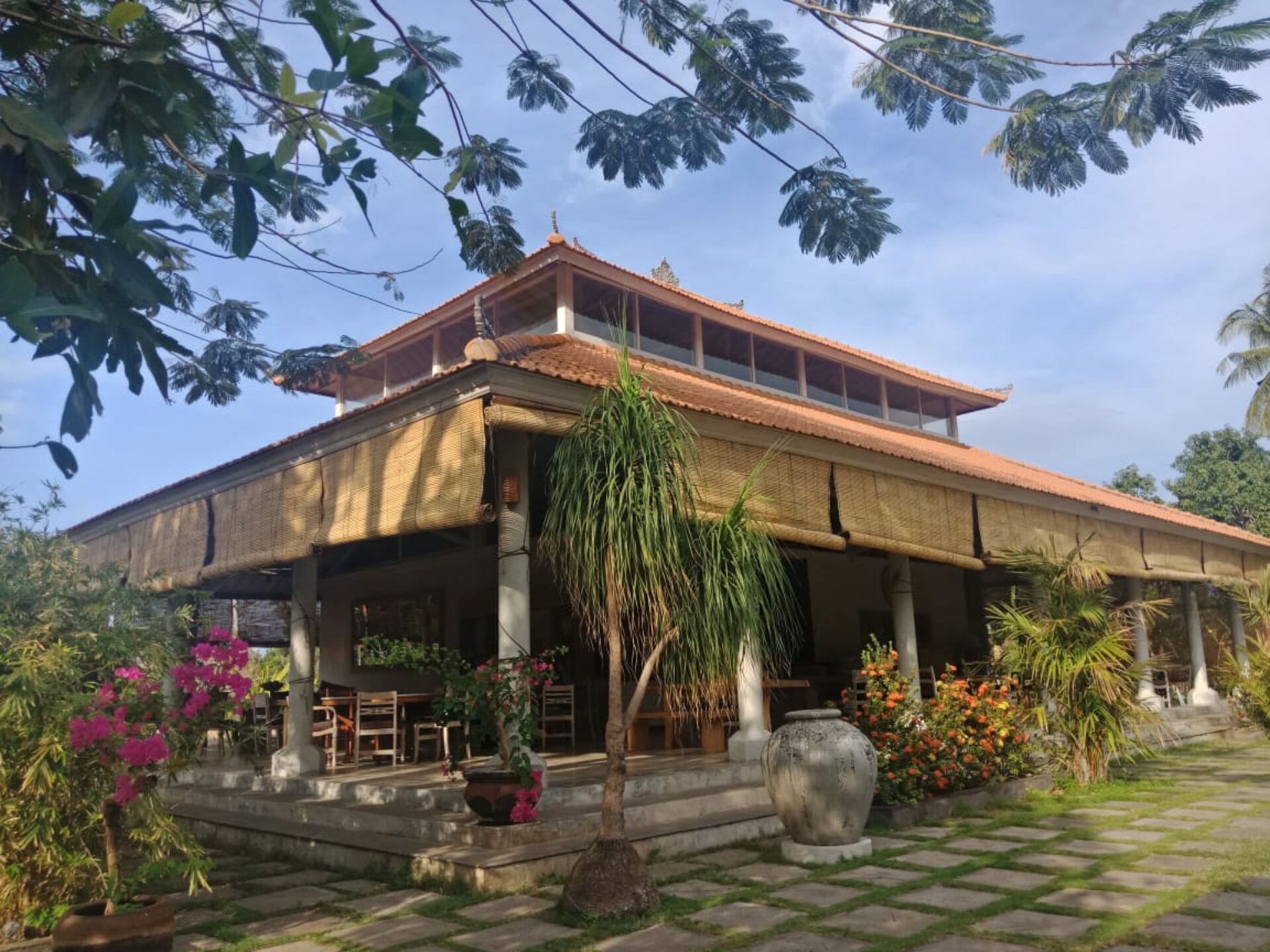 Taman Selini Beach Bungalows Rondreis Indonesia Vakantie Original Asia