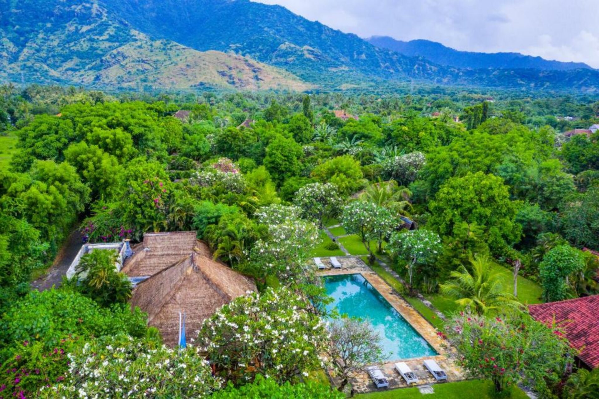 Taman Selini Beach Bungalows Rondreis Indonesia Vakantie Original Asia