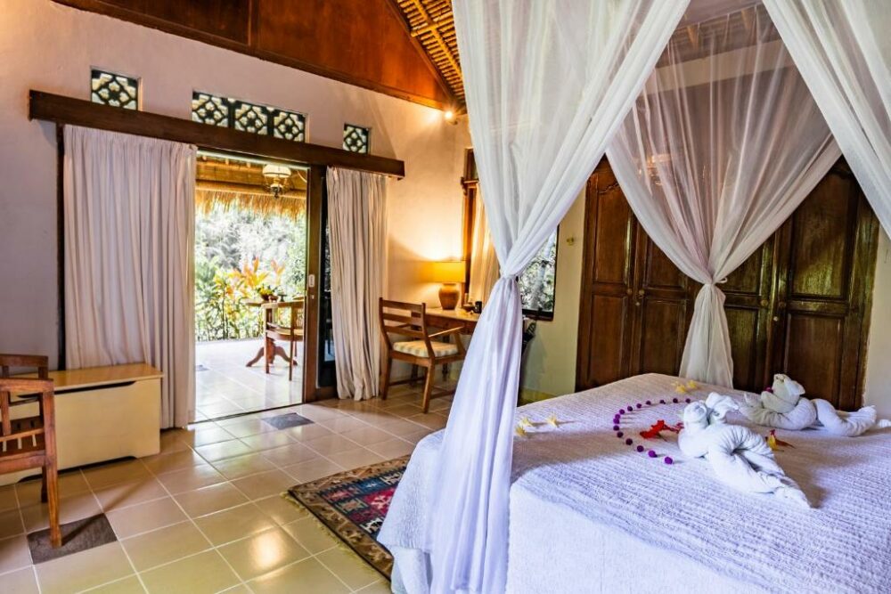 Taman Selini Beach Bungalows Rondreis Indonesia Vakantie Original Asia