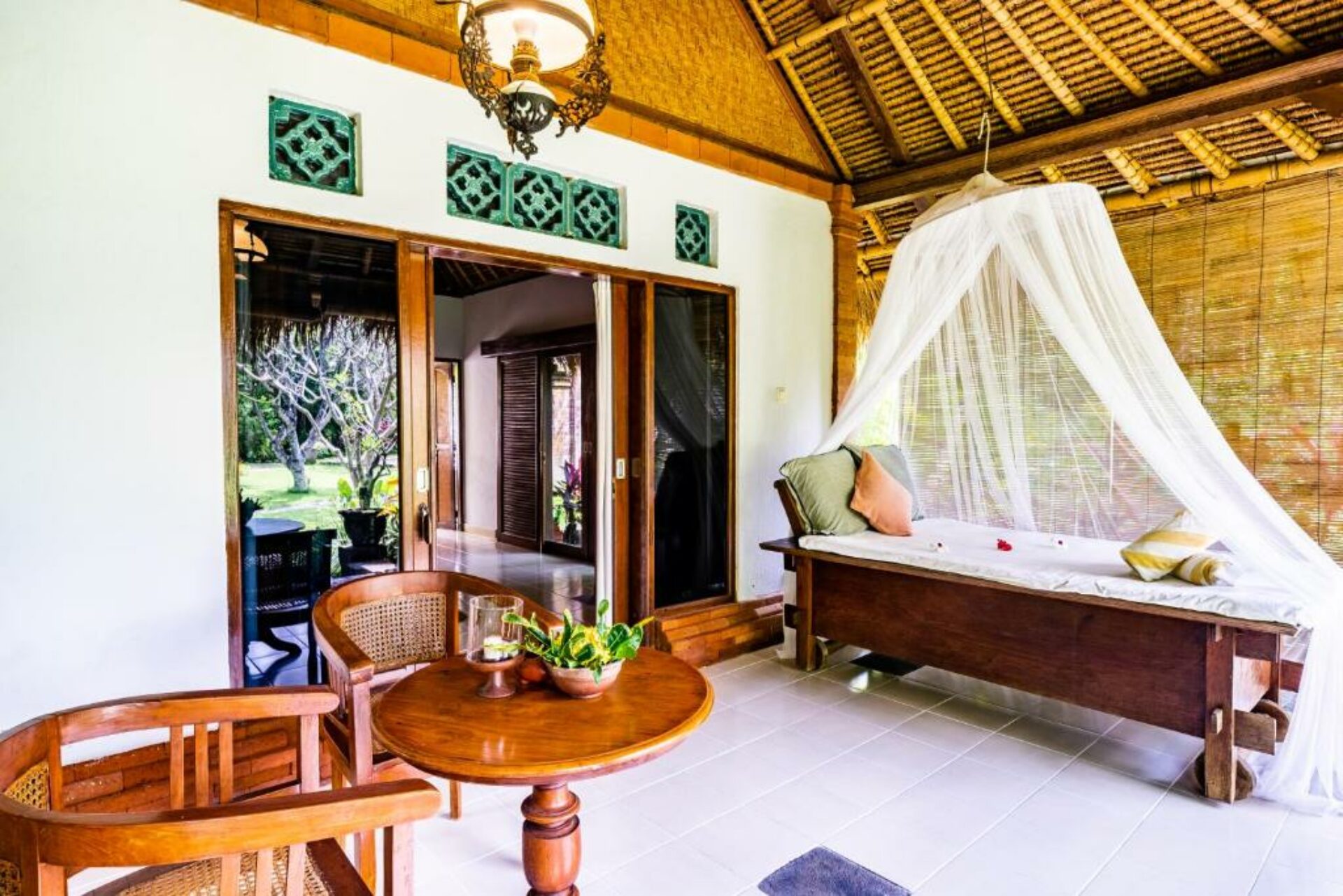 Taman Selini Beach Bungalows Rondreis Indonesia Vakantie Original Asia