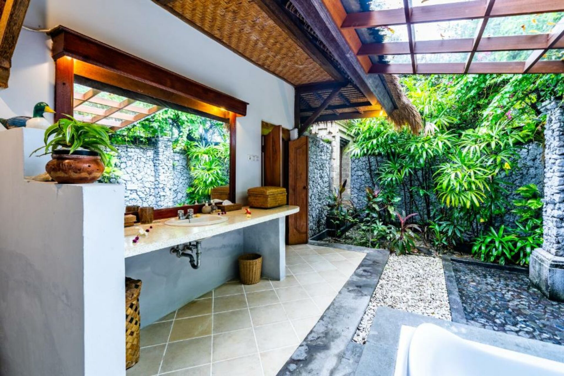 Taman Selini Beach Bungalows Rondreis Indonesia Vakantie Original Asia