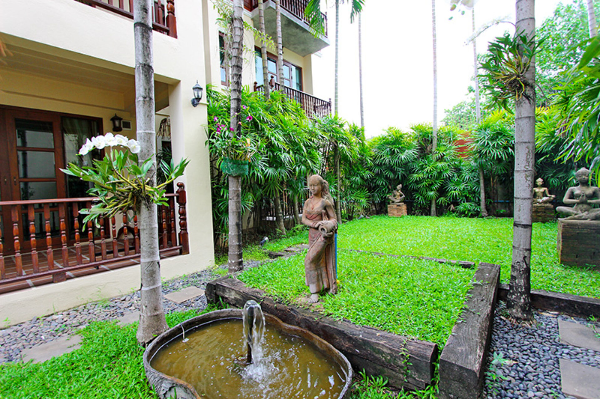 Shewe Wana Boutiqe Hotel Rondreis Thailand Vakantie Tuin 14