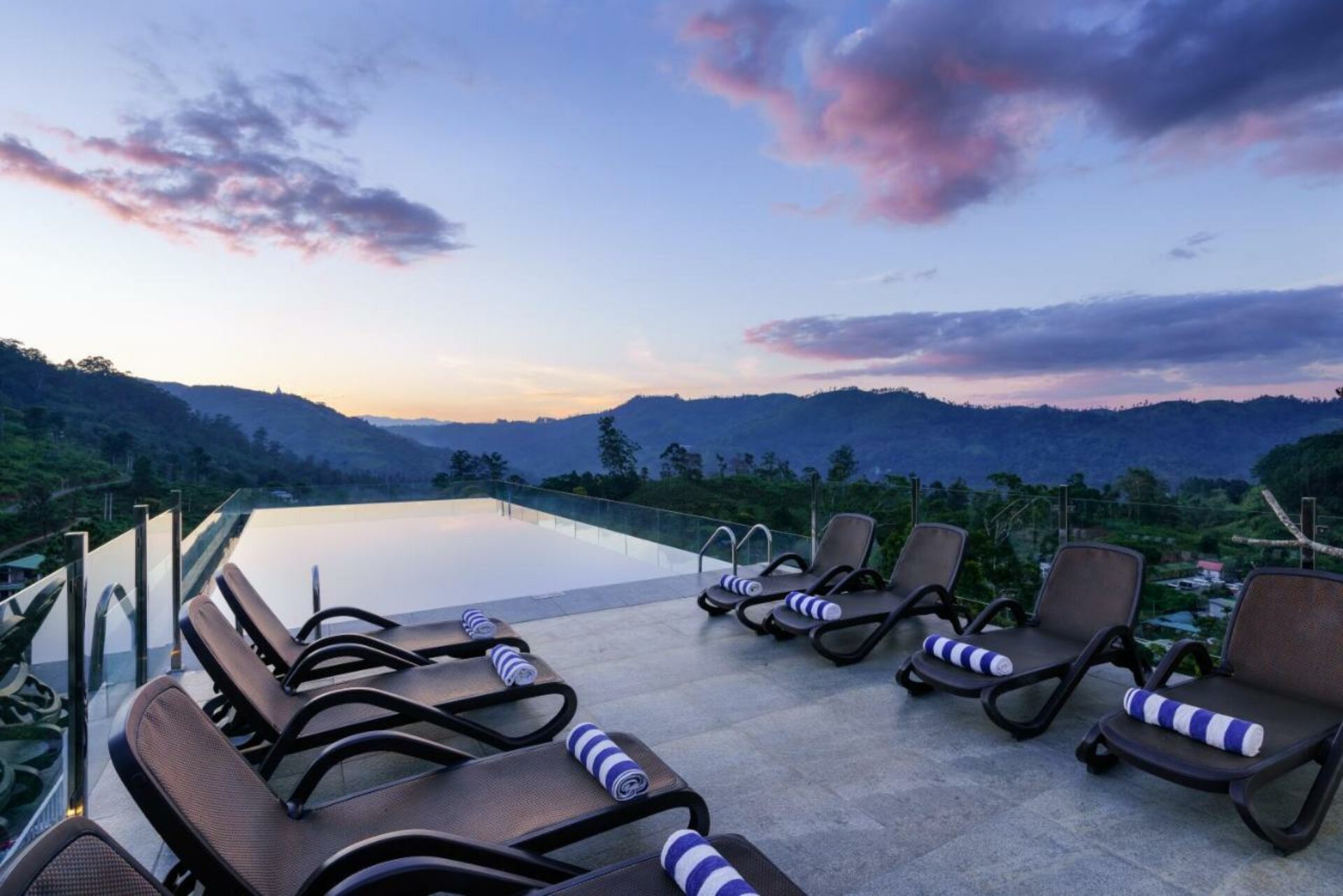 Morning Dew Ella Rondreis Sri Lanka Vakantie Original Asia