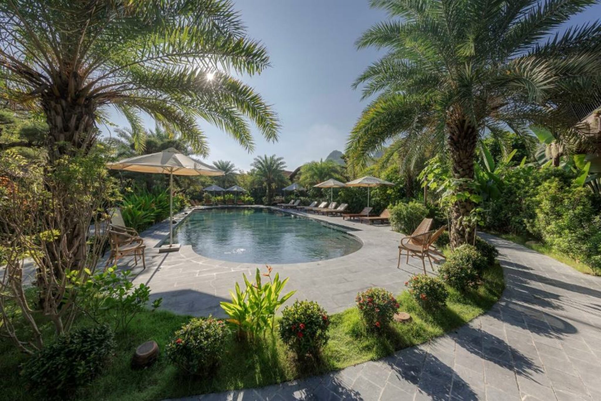 Tam Coc Retreat Ninh Binh Rondreis Vietnam Vakantie Zwembad