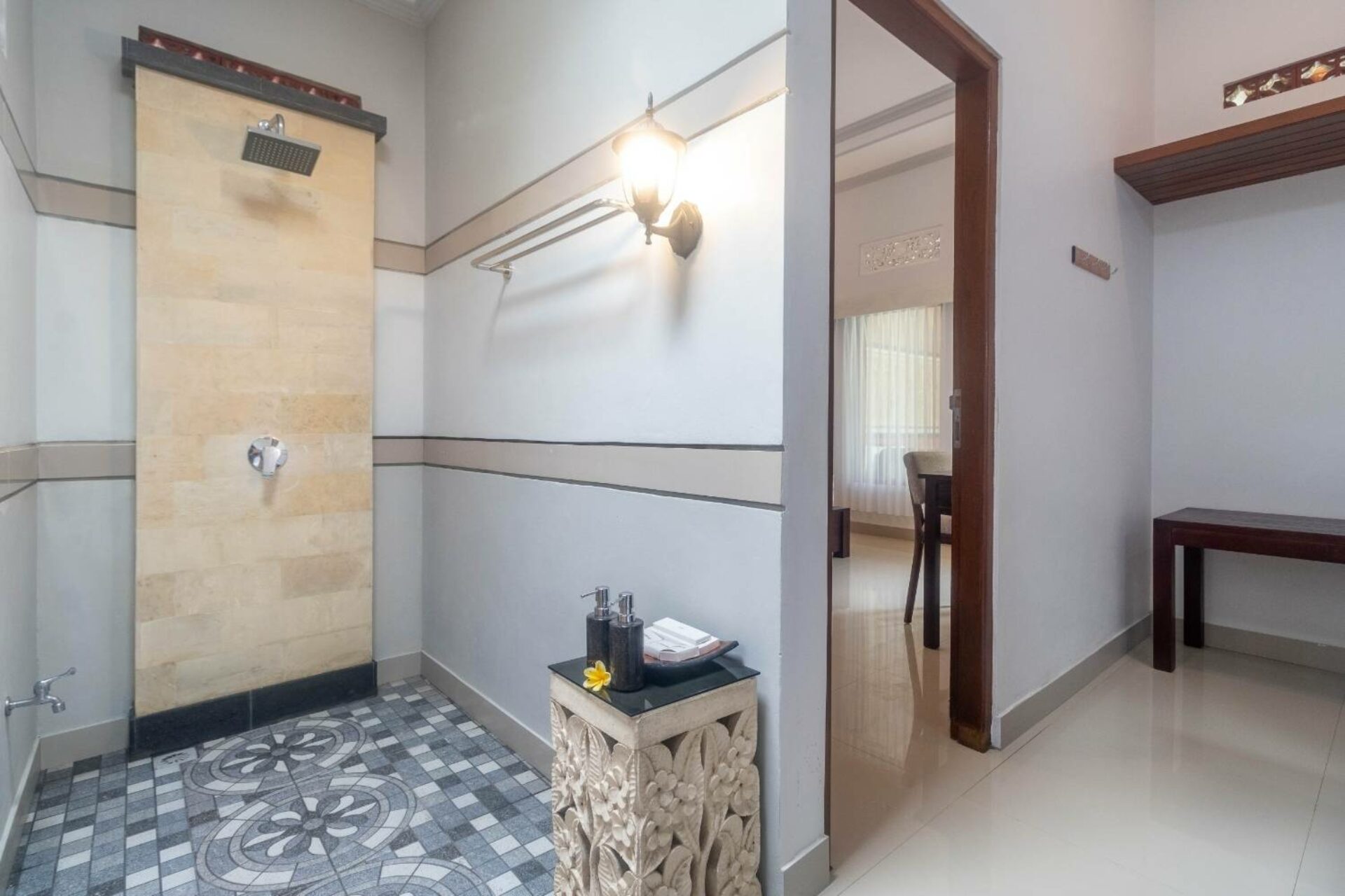 Asli Bali Villa Rondreis Indonesië Vakantie Badkamer 7