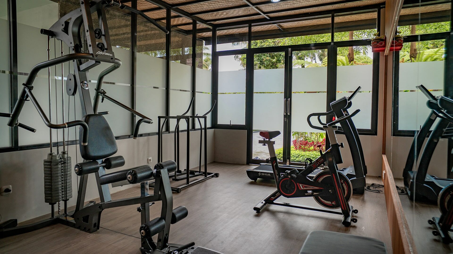 Tapa Agung View Rondreis Indonesië Vakantie Gym