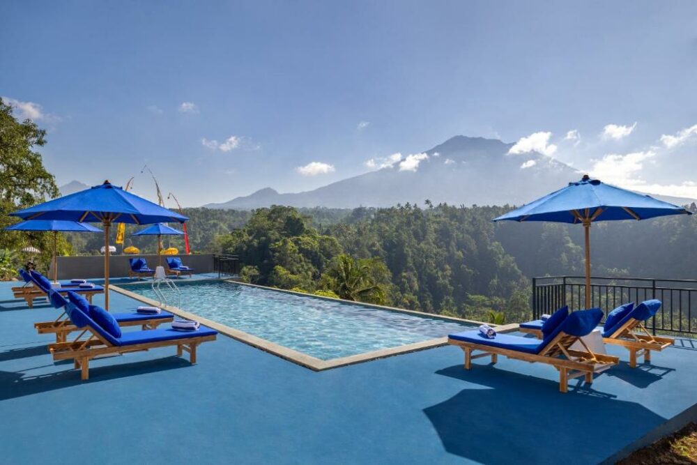 Tapa Agung View Rondreis Indonesië Vakantie Zwembad 4