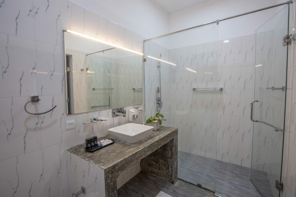 Wewa Addara Rondreis Sri Lanka Vakantie Badkamer