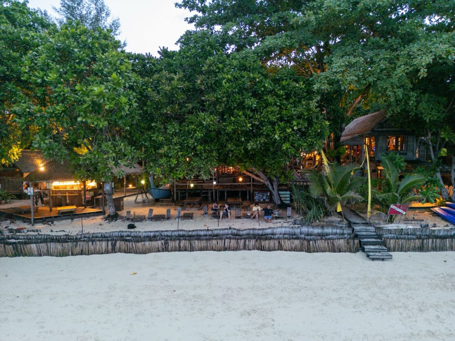 Castaway Resort Koh Lipe Rondreis Thailand Vakantie Restaurant 2