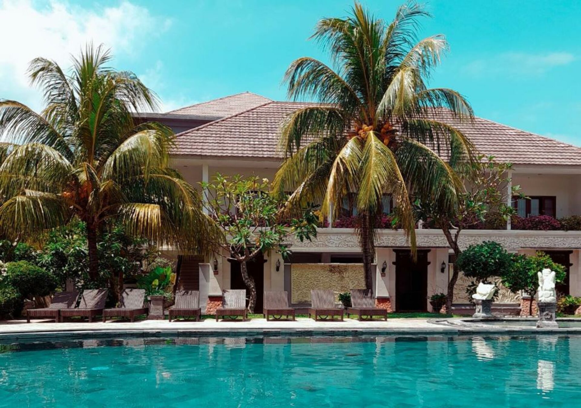 Hotel Lombok Senggigi Puri Saron Senggigi Resort Rondreis Lombok Indonesie Vakantie Original Asia hotel pool1