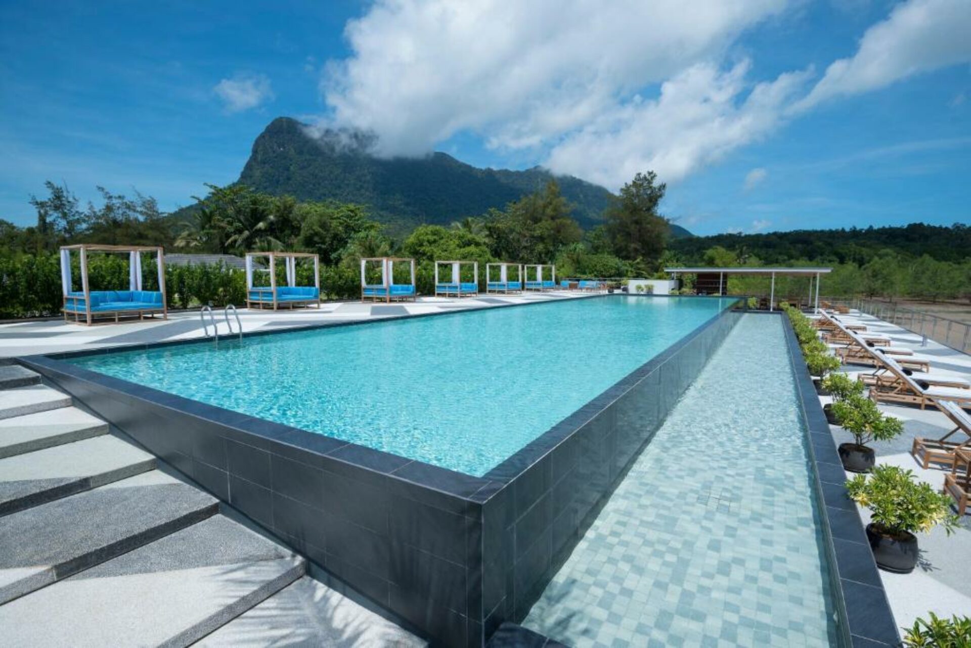 Cove 55 Rondreis Maleisie Vakantie Zwembad 4