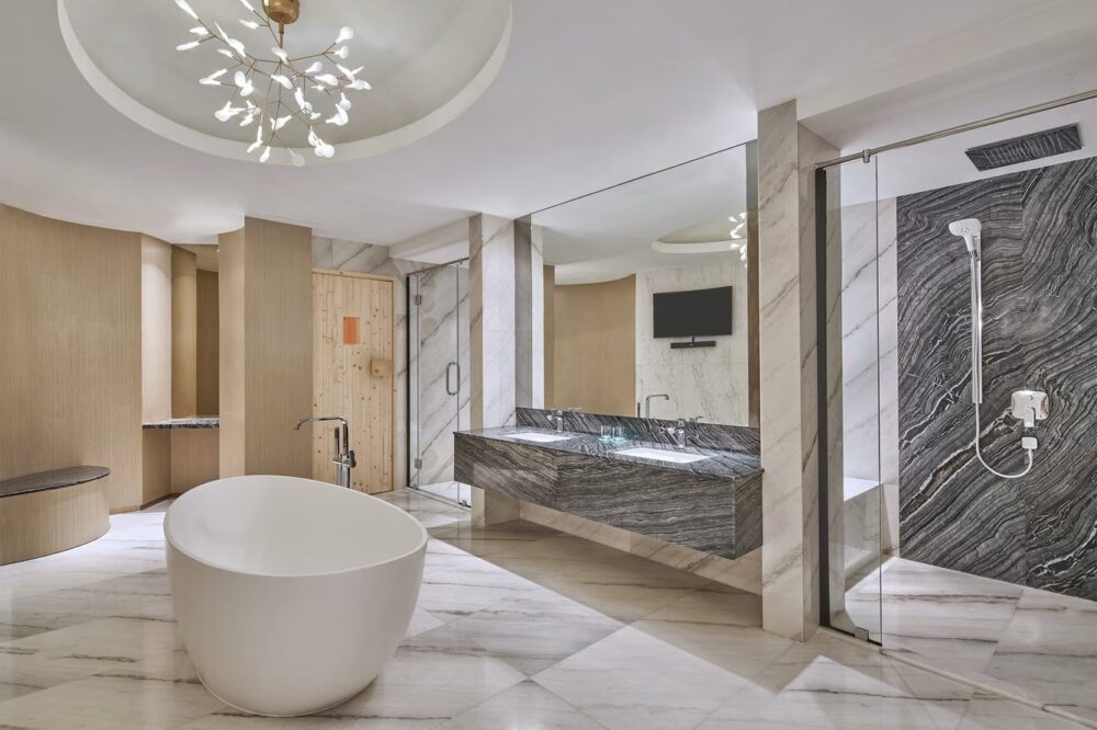 Le Meridien Kota Kinabalu Rondreis Maleisie Vakantie Badkamer 3