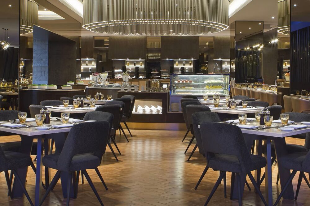 Le Meridien Kota Kinabalu Rondreis Maleisie Vakantie Restaurant 2