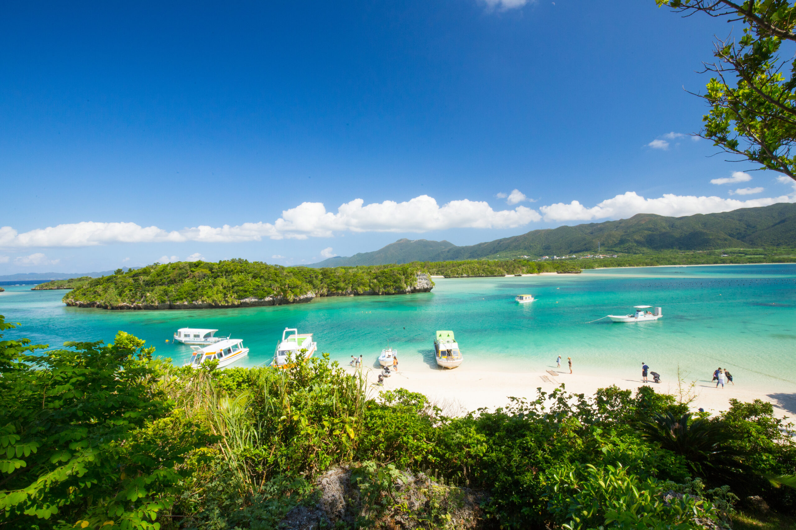 Home-Original-Asia-Rondreis-Japan-Vakantie-Istock-Ishigaki-Island-Kabiri-Bay-scaled.jpg