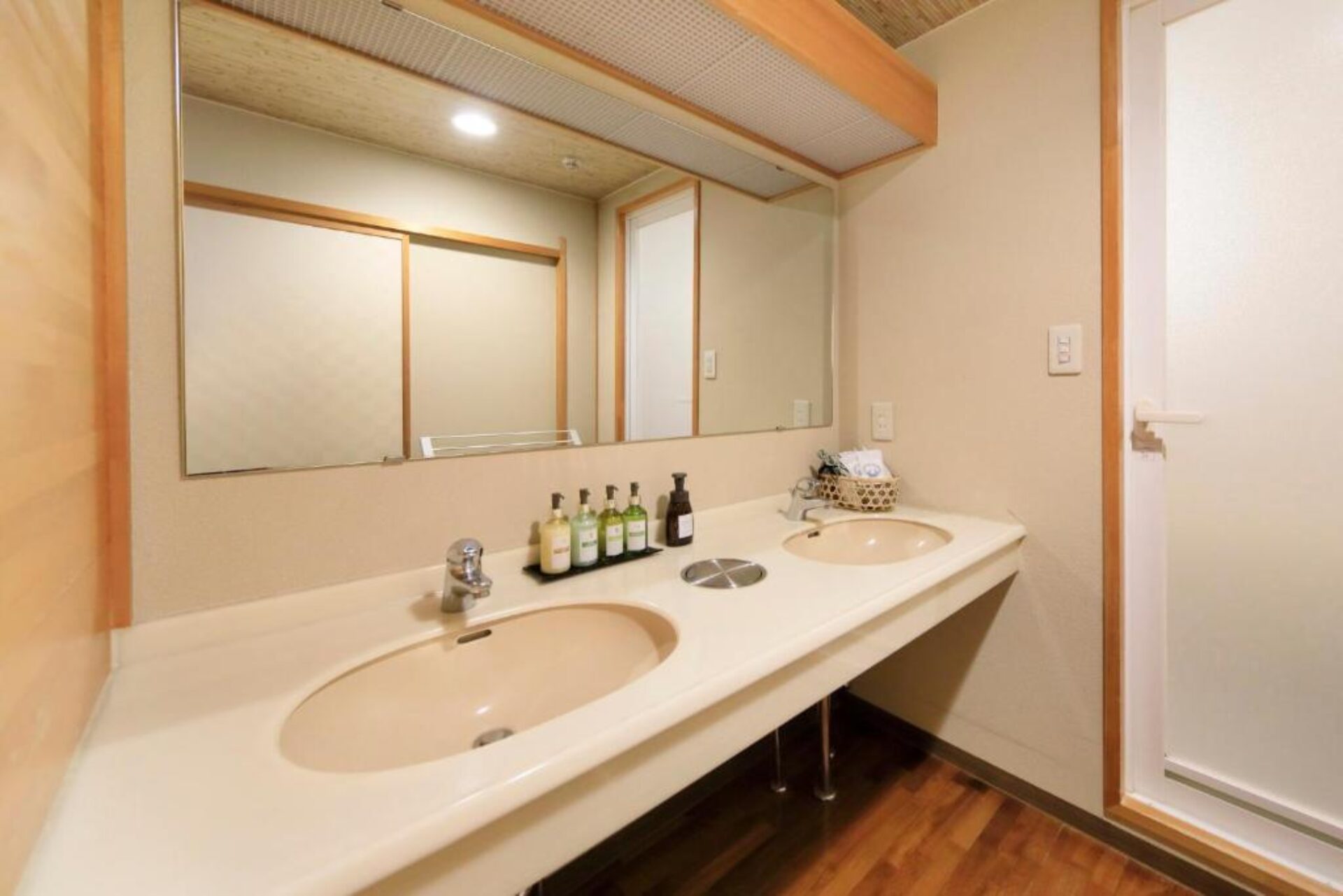 Ryokan Biyunoyado Yudanaka Rondreis Japan Vakantie Original Asia