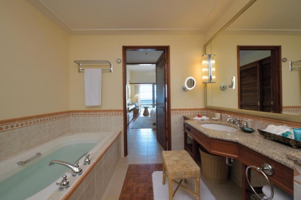 The Busena Terrace Okinawa Rondreis Japan Vakantie Original Asia