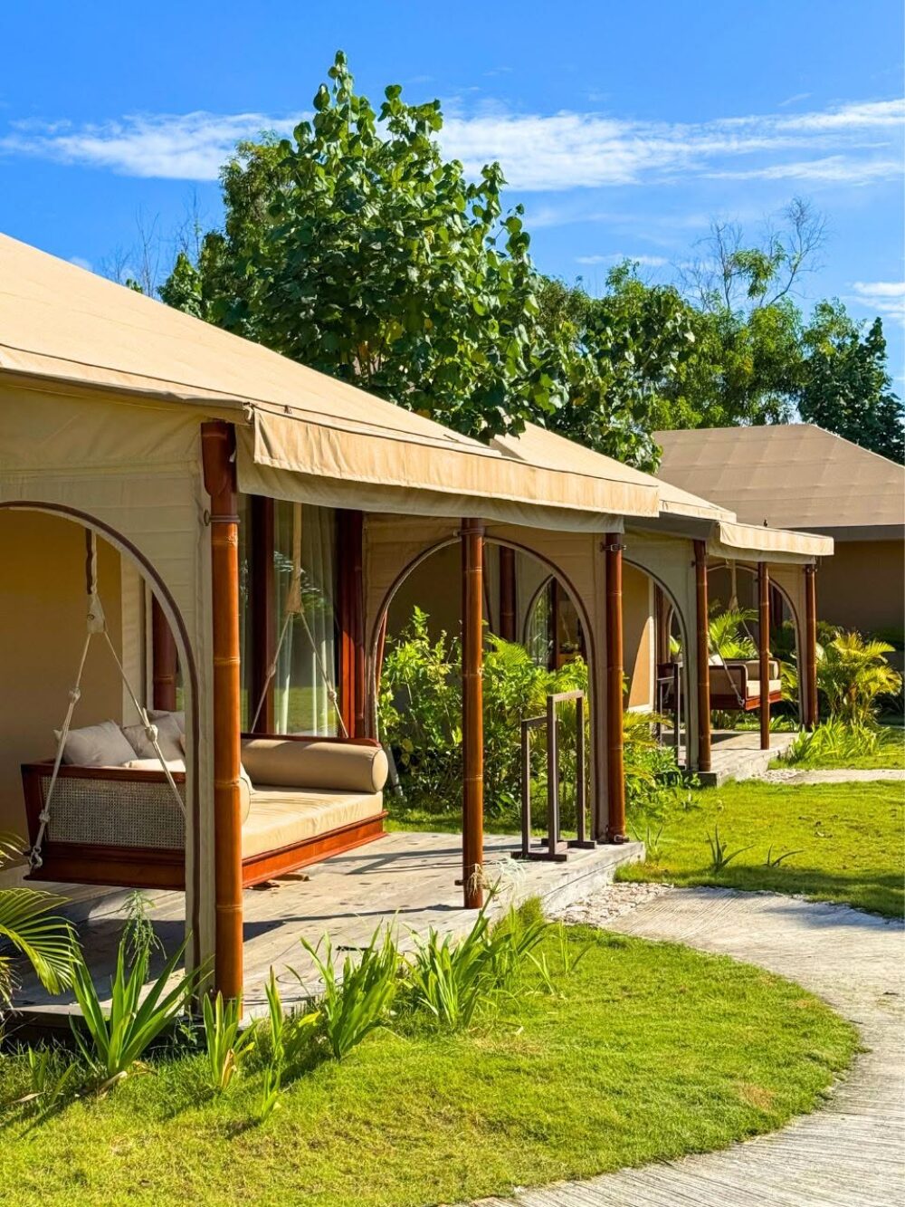 ARNA Suites and Ocean Lounge Nusa Ceningan Bali Rondreis Indonesie Vakantie Original Asia