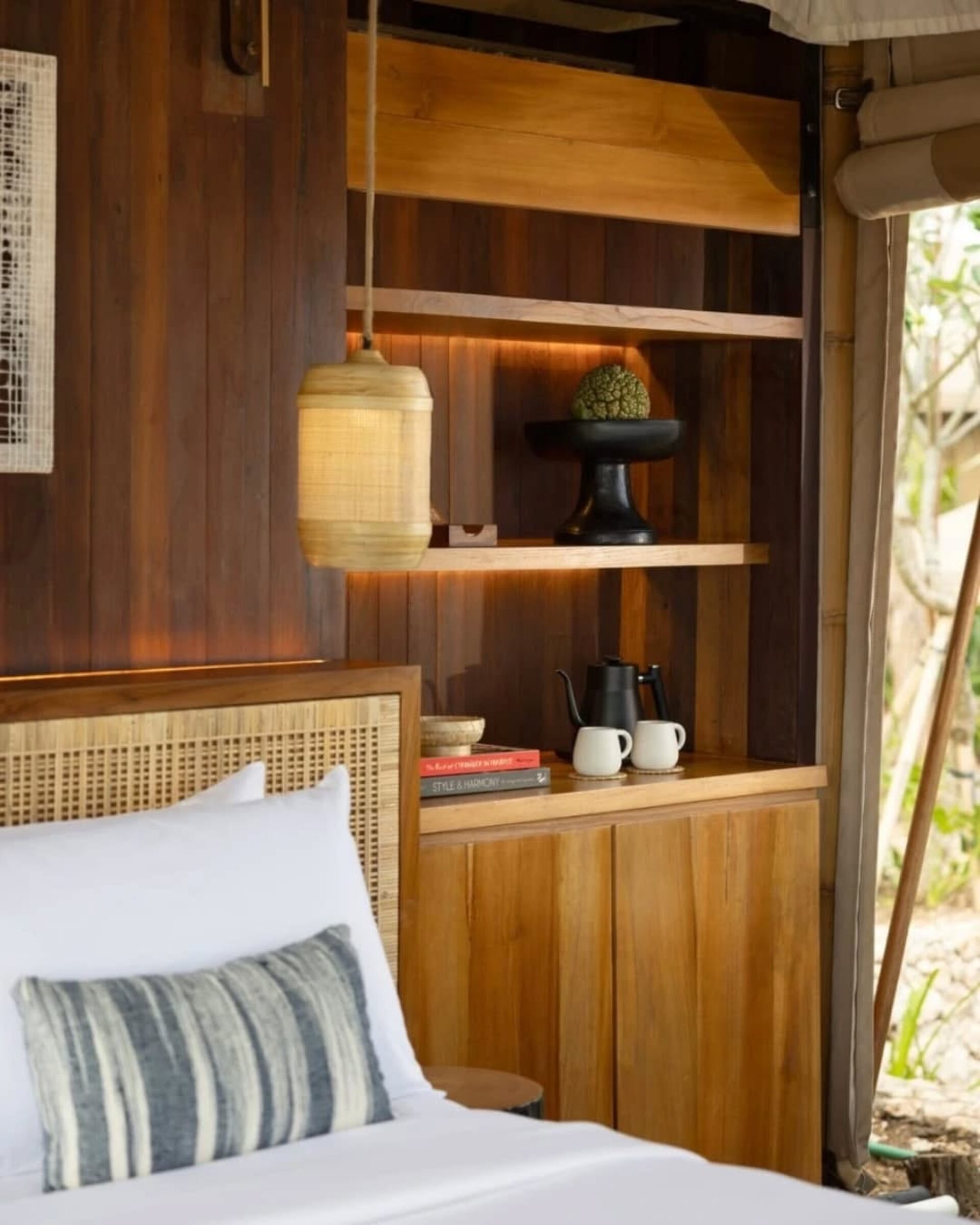 ARNA Suites and Ocean Lounge Nusa Ceningan Bali Rondreis Indonesie Vakantie Original Asia