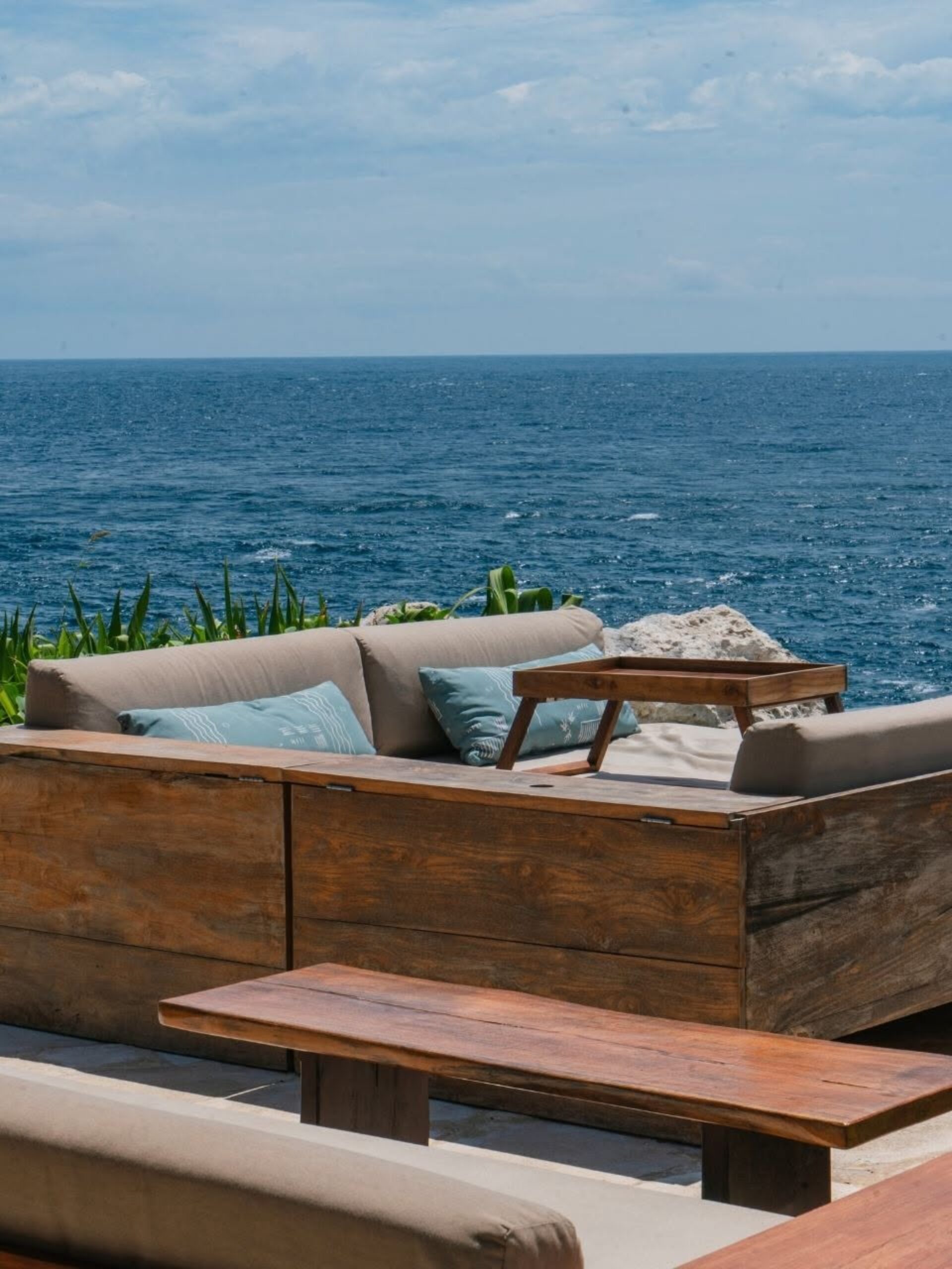 ARNA Suites and Ocean Lounge Nusa Ceningan Bali Rondreis Indonesie Vakantie Original Asia