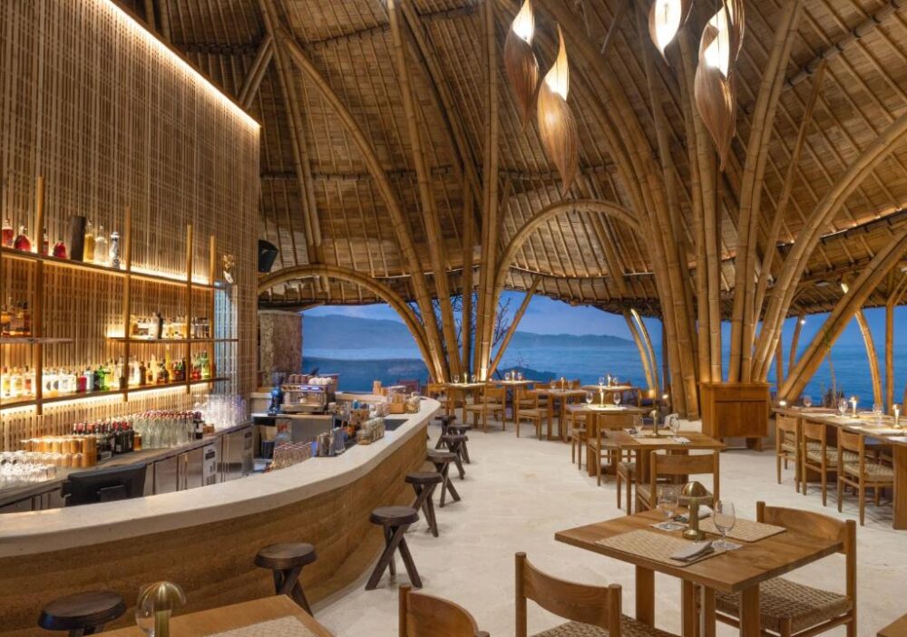 ARNA Suites and Ocean Lounge Nusa Ceningan Bali Rondreis Indonesie Vakantie Original Asia