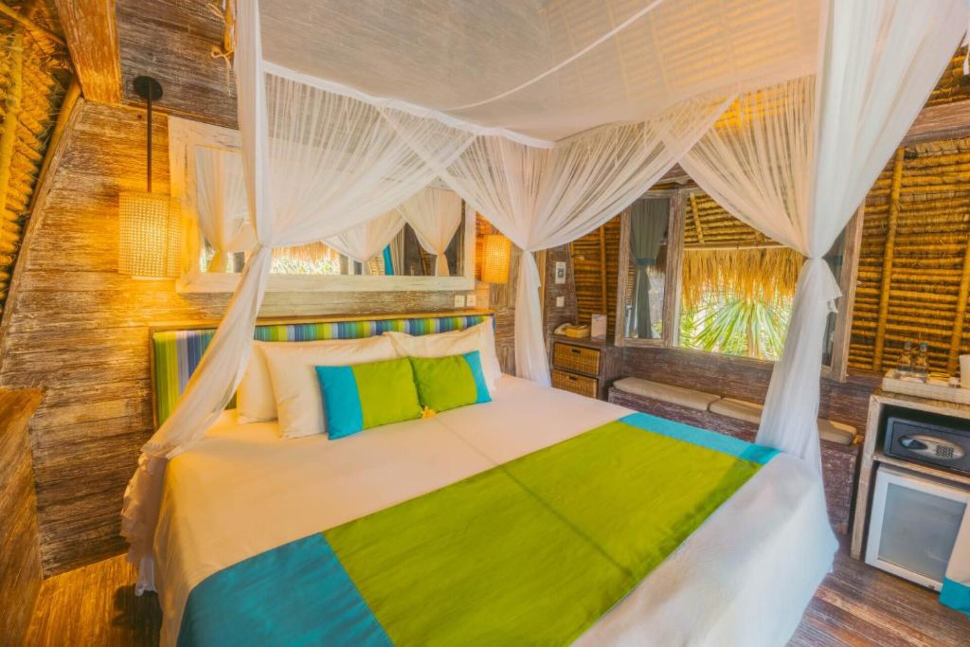Hai Tide Beach Resort Lembongan Bali Rondreis Indonesie Vakantie Original Asia