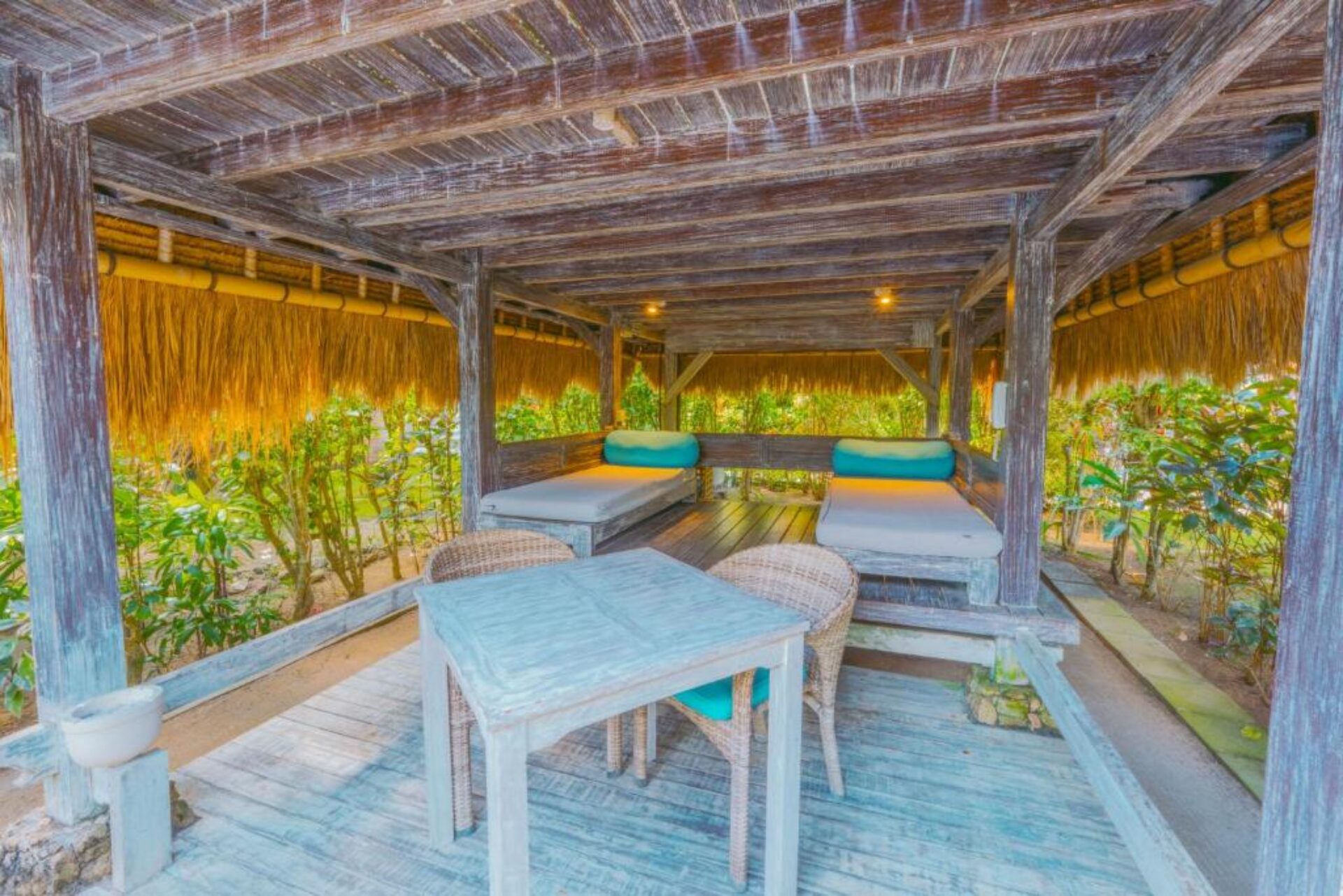 Hai Tide Beach Resort Lembongan Bali Rondreis Indonesie Vakantie Original Asia