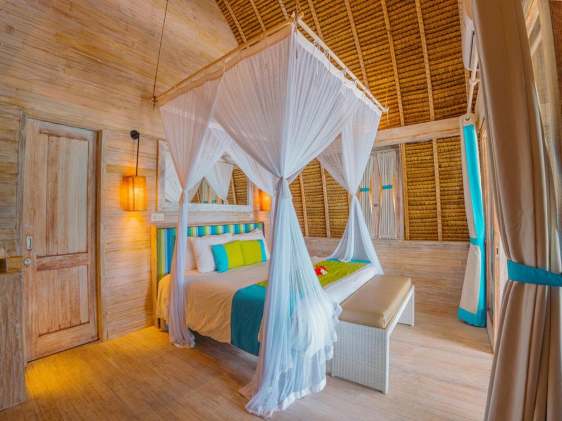 Hai Tide Beach Resort Lembongan Bali Rondreis Indonesie Vakantie Original Asia