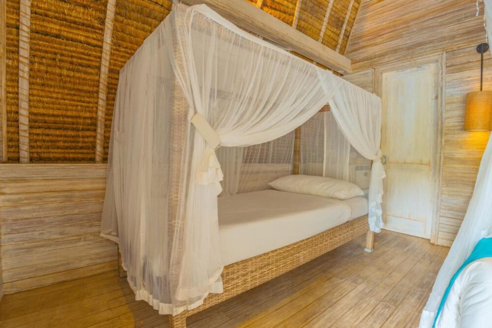 Hai Tide Beach Resort Lembongan Bali Rondreis Indonesie Vakantie Original Asia
