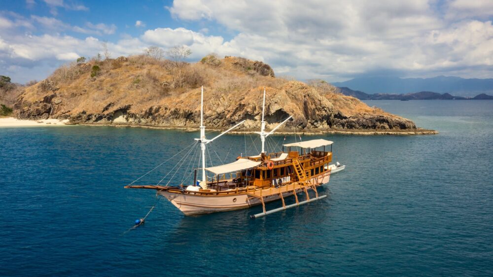 Komodo Boat Floresta Rondreis Indonesie Vakantie Original Asia