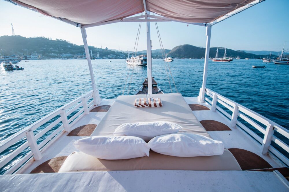 Komodo boat White Pearl 2 Rondreis Indonesie Vakantie Original Asia