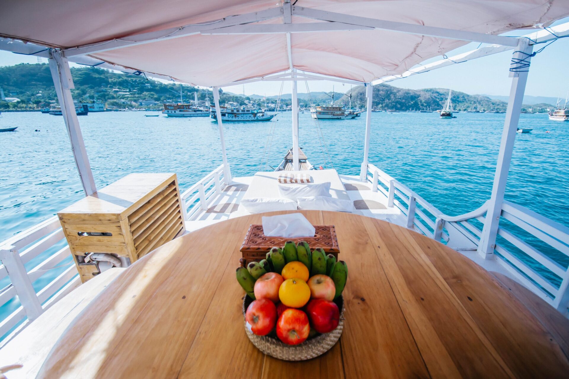 Komodo boat White Pearl 2 Rondreis Indonesie Vakantie Original Asia