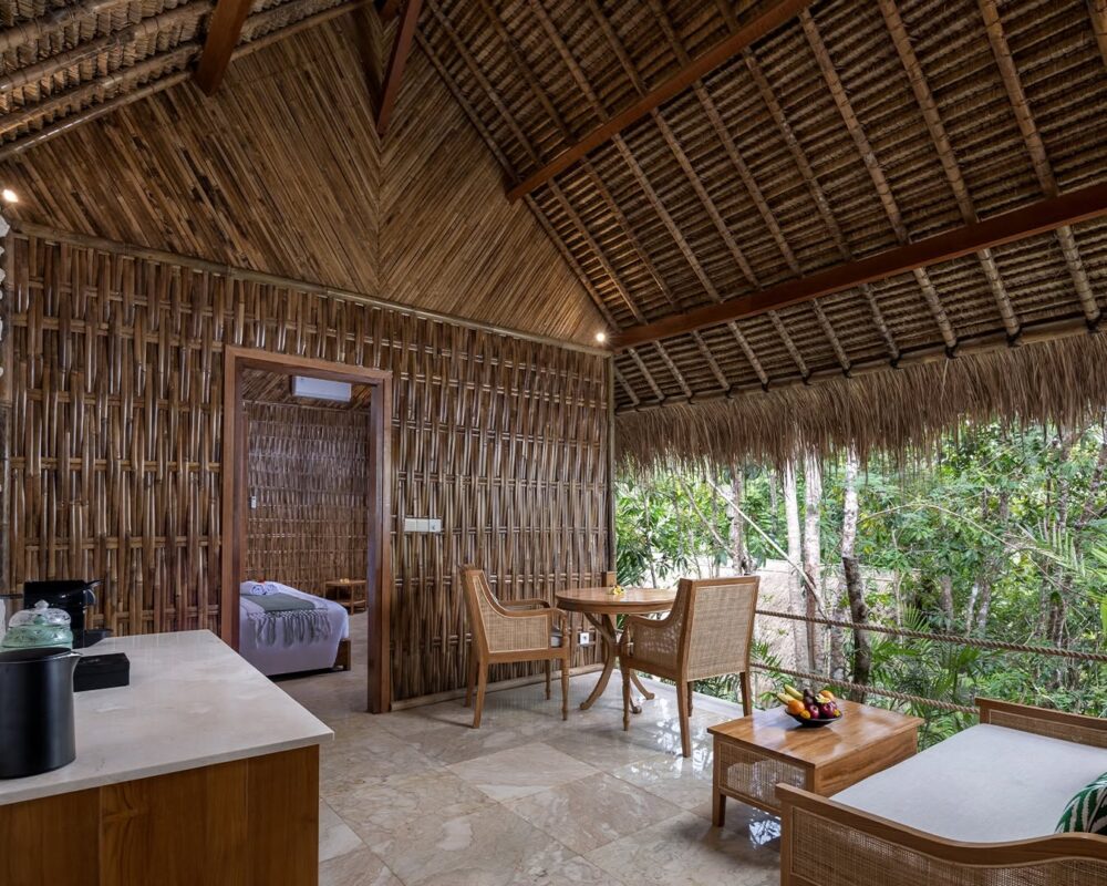 Mesare resort Penida Bali Rondreis Indonesie Vakantie Original Asia