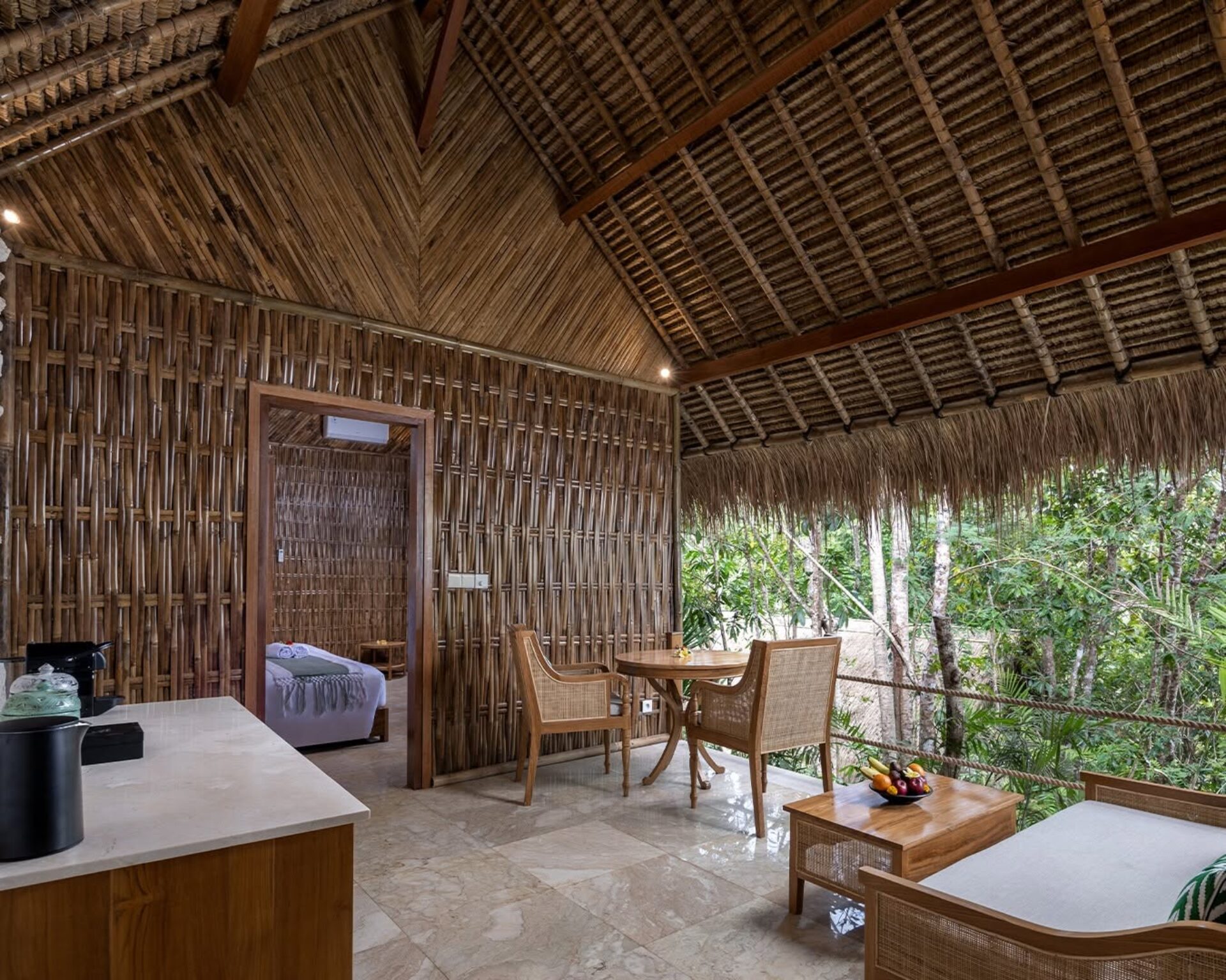 Mesare resort Penida Bali Rondreis Indonesie Vakantie Original Asia
