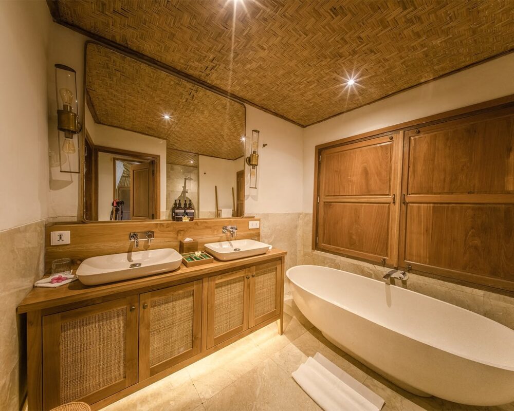 Mesare resort Penida Bali Rondreis Indonesie Vakantie Original Asia