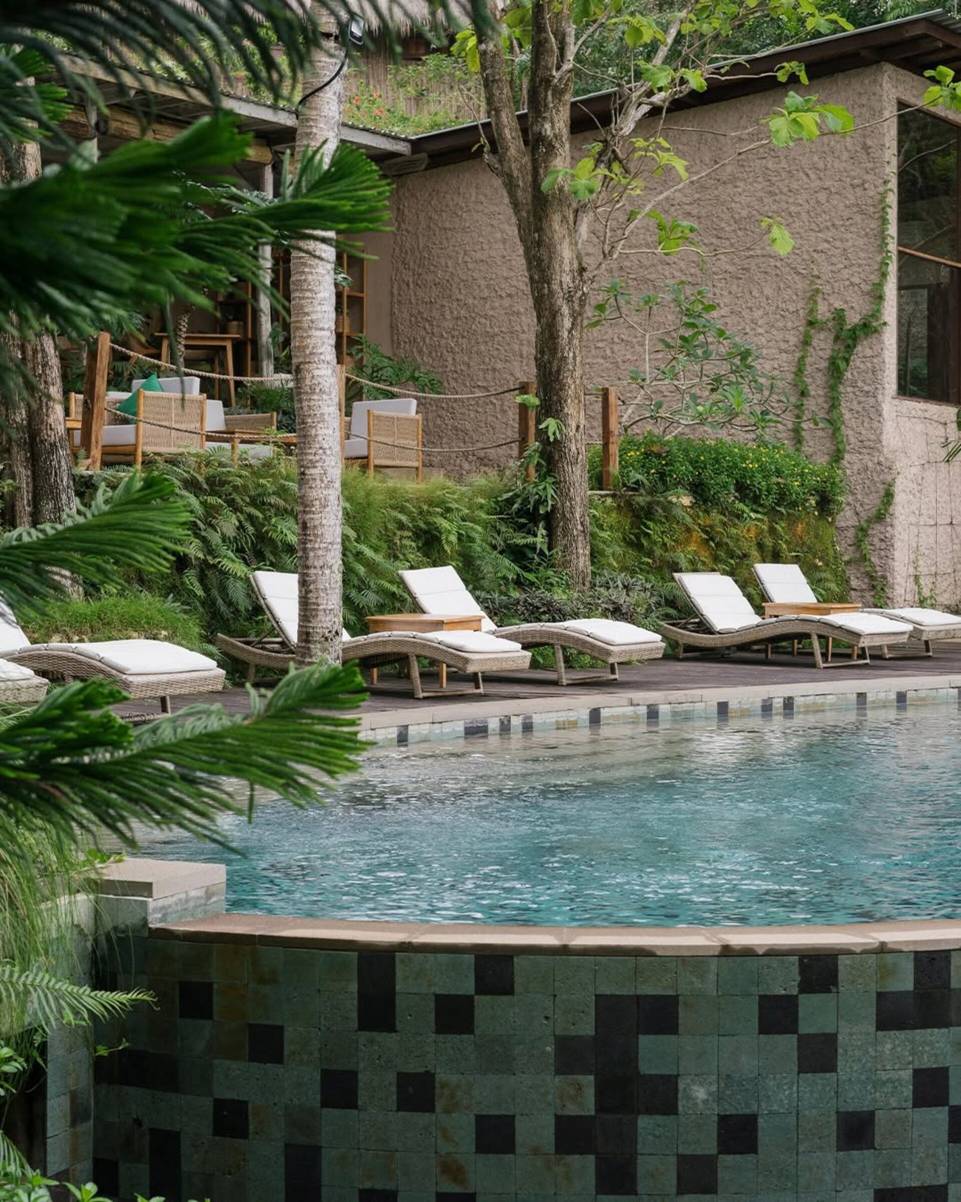 Mesare resort Penida Bali Rondreis Indonesie Vakantie Original Asia