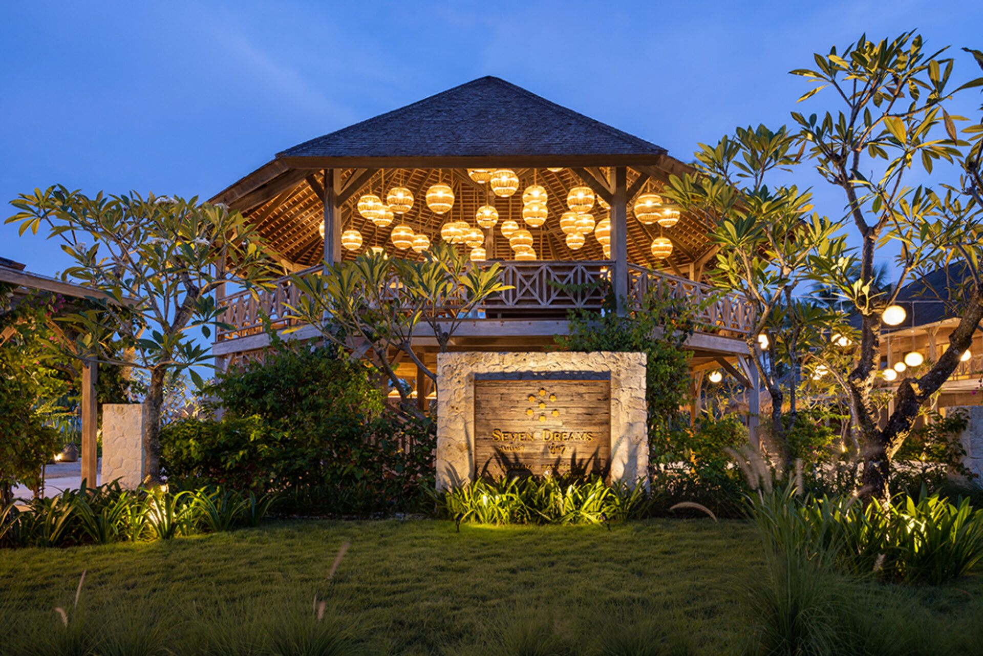 Seven Dreams Penida Bali Rondreis Indonesie Vakantie Original Asia