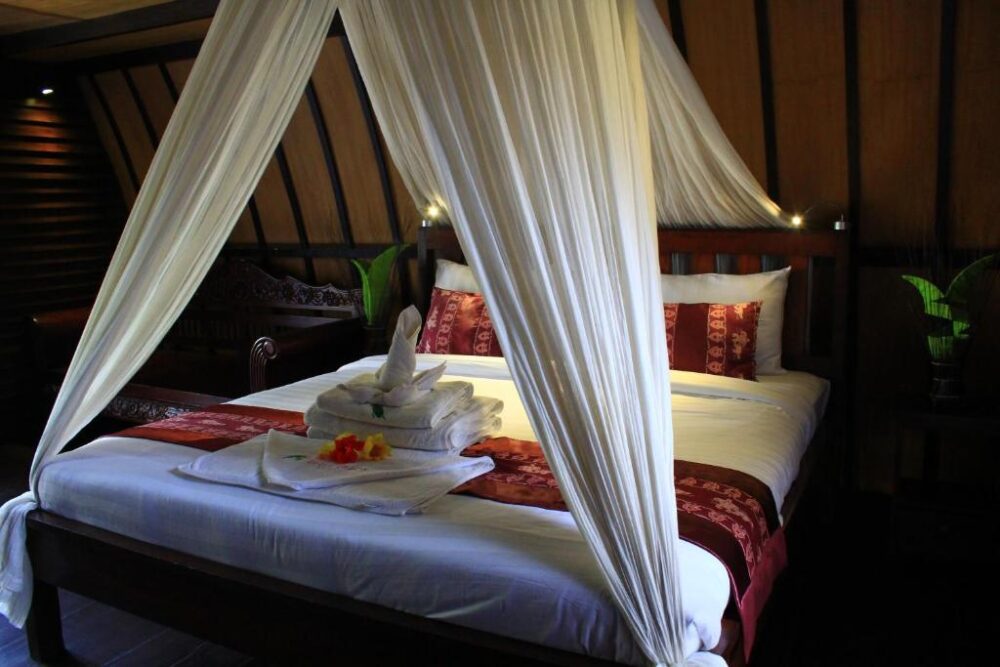 Turtle Beach Hotel Gili Air Lombok Rondreis Indonesie Vakantie Original Asia